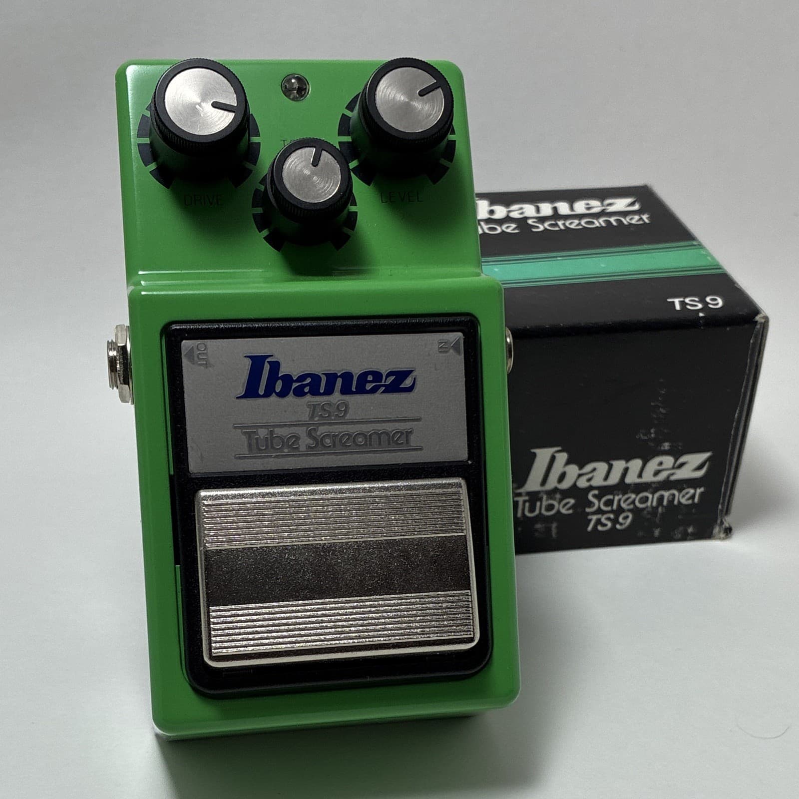 Ibanez TS9 Tube Screamer Analog Overdrive Effects Pedal for Electric Guitar