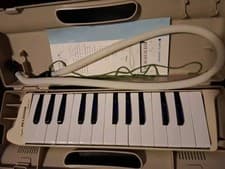 Suzuki 37-Key Melodion Keyboard Cleaned And Disaffected