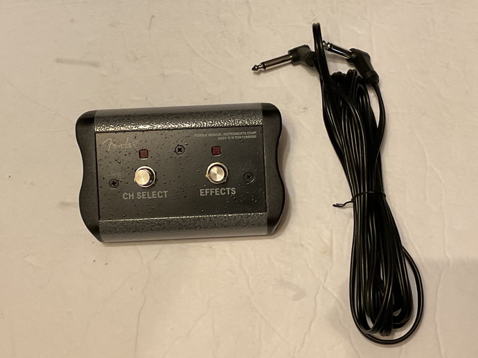 Fender Guitar 2 Button Foot Switch With 12 Foot Cord 🎶