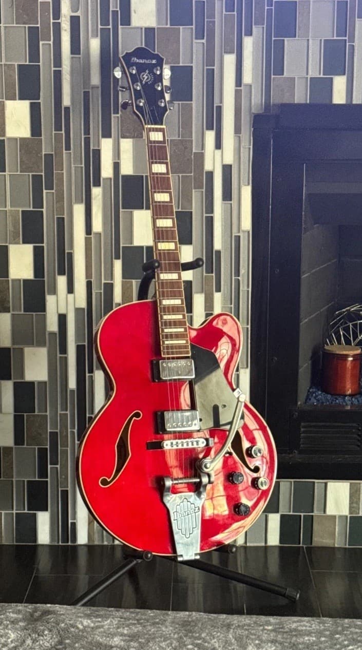 Ibanez Artcore AFS75T-TRD Transparent Red Korea w/ TKL Performer Case & Stand