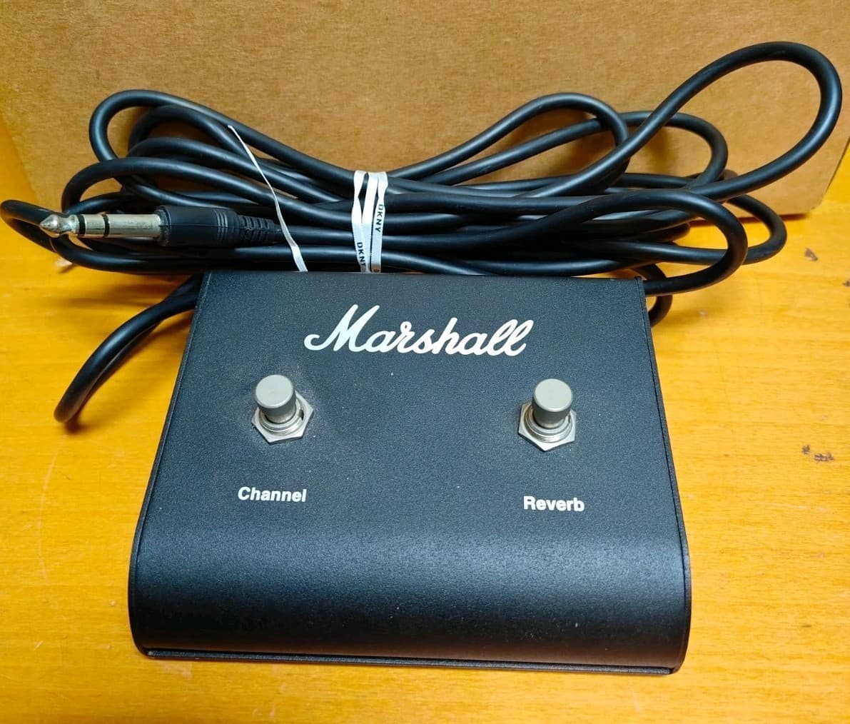 Marshall Guitar Amp Pedal Switch Channel Reverb PEDL-00009 2 Button - EXCELLENT!