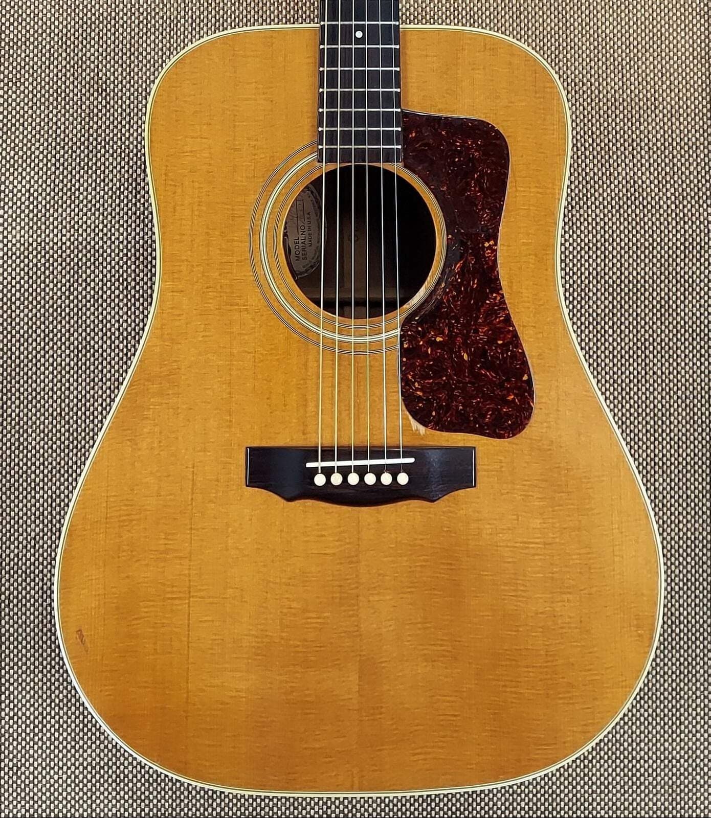 1977 Guild D40NT LR Baggs Lyric pickup installed Great Sounding Guitar (A-4)