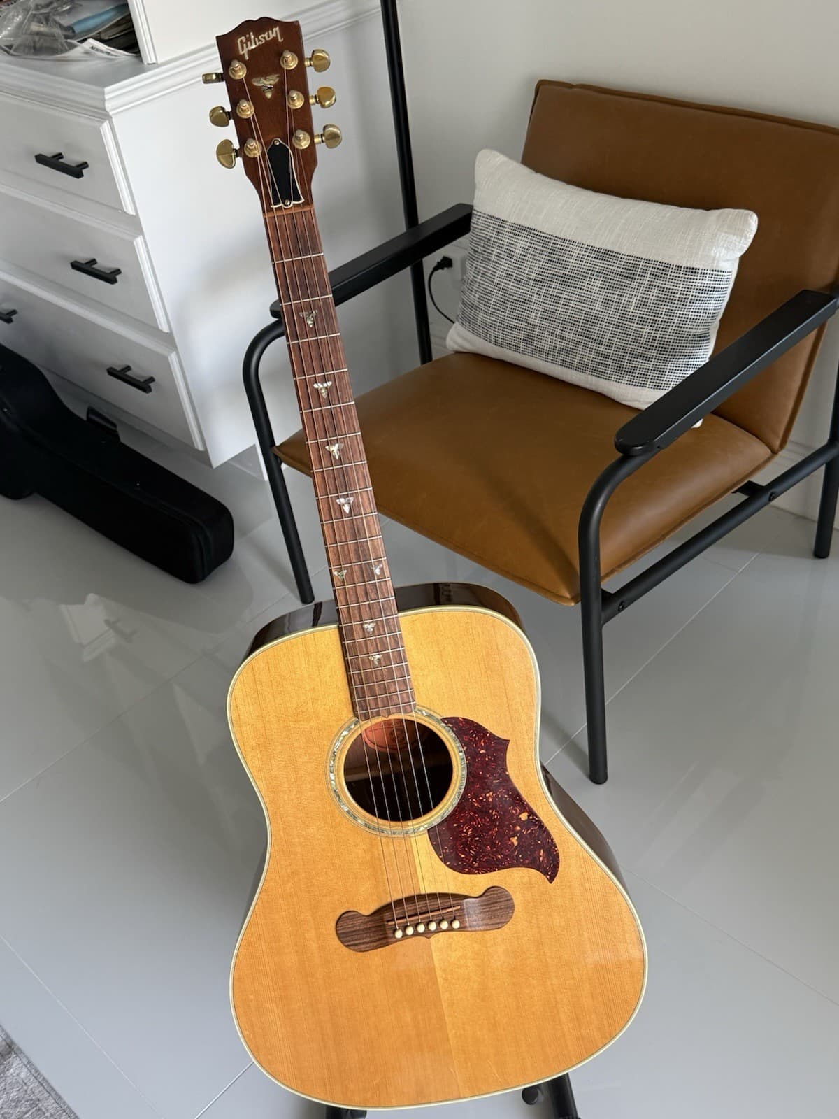 Gibson CL 30 Deluxe Acoustic Guitar