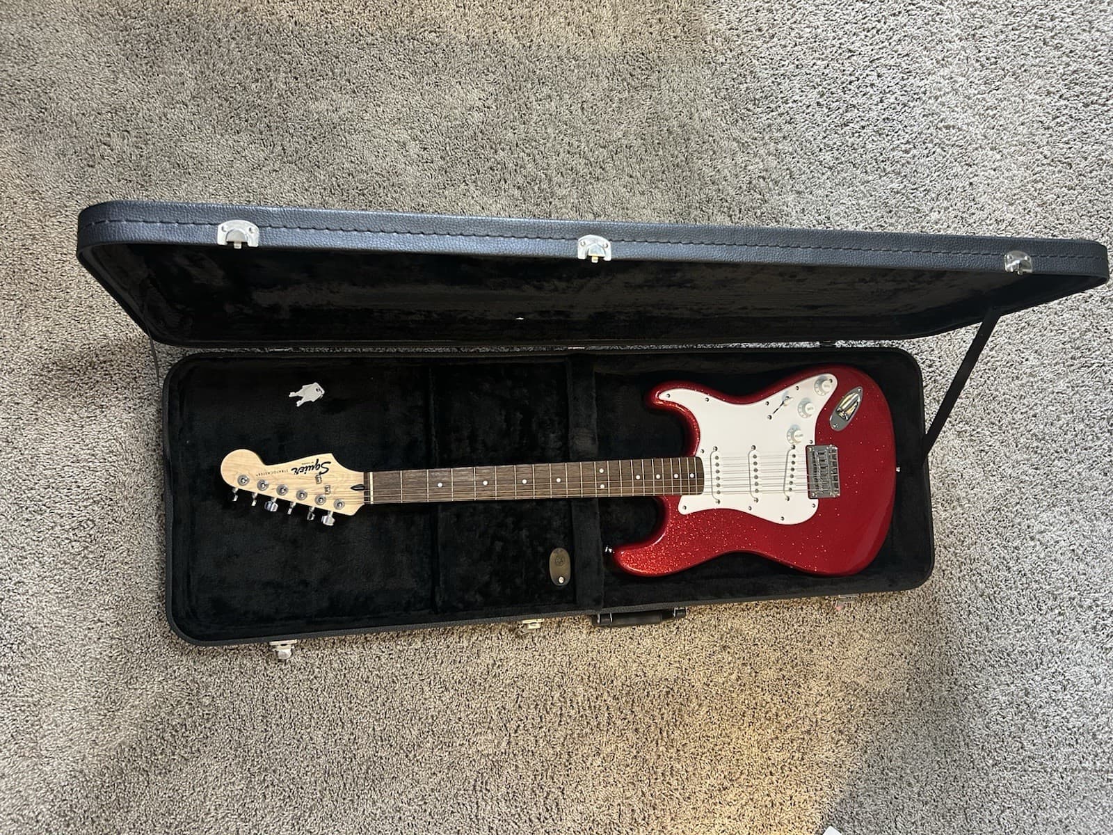 Squier Fender Stratocaster Electric Guitar Red with Hard Road Runner Case Used