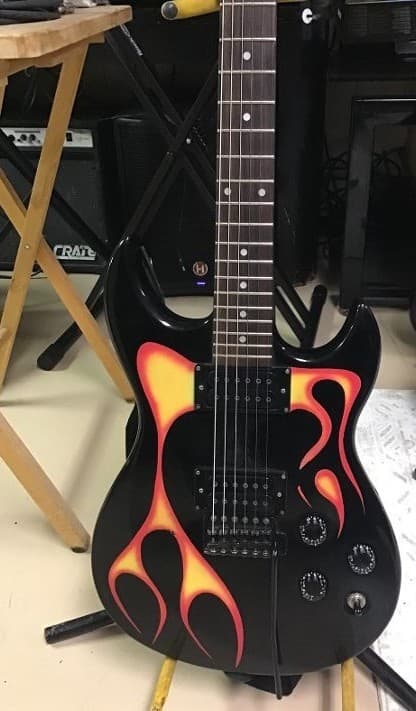 Takamine electric guitar GX-200 (made between 1984 - 1985)