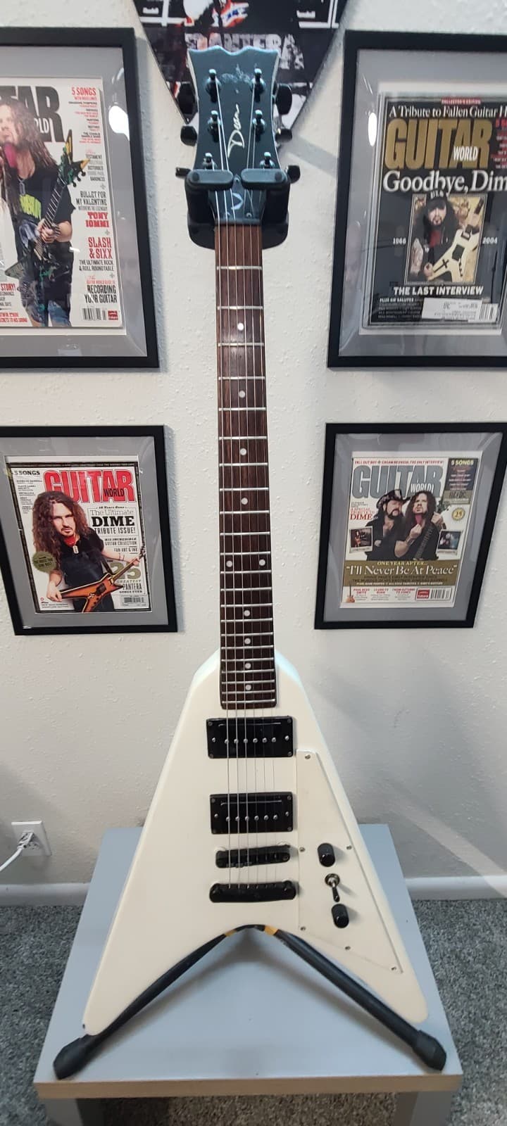 Dean V Relic With P90 Humbuckers And Custom Set Neck And Paint! Awesome 🎸