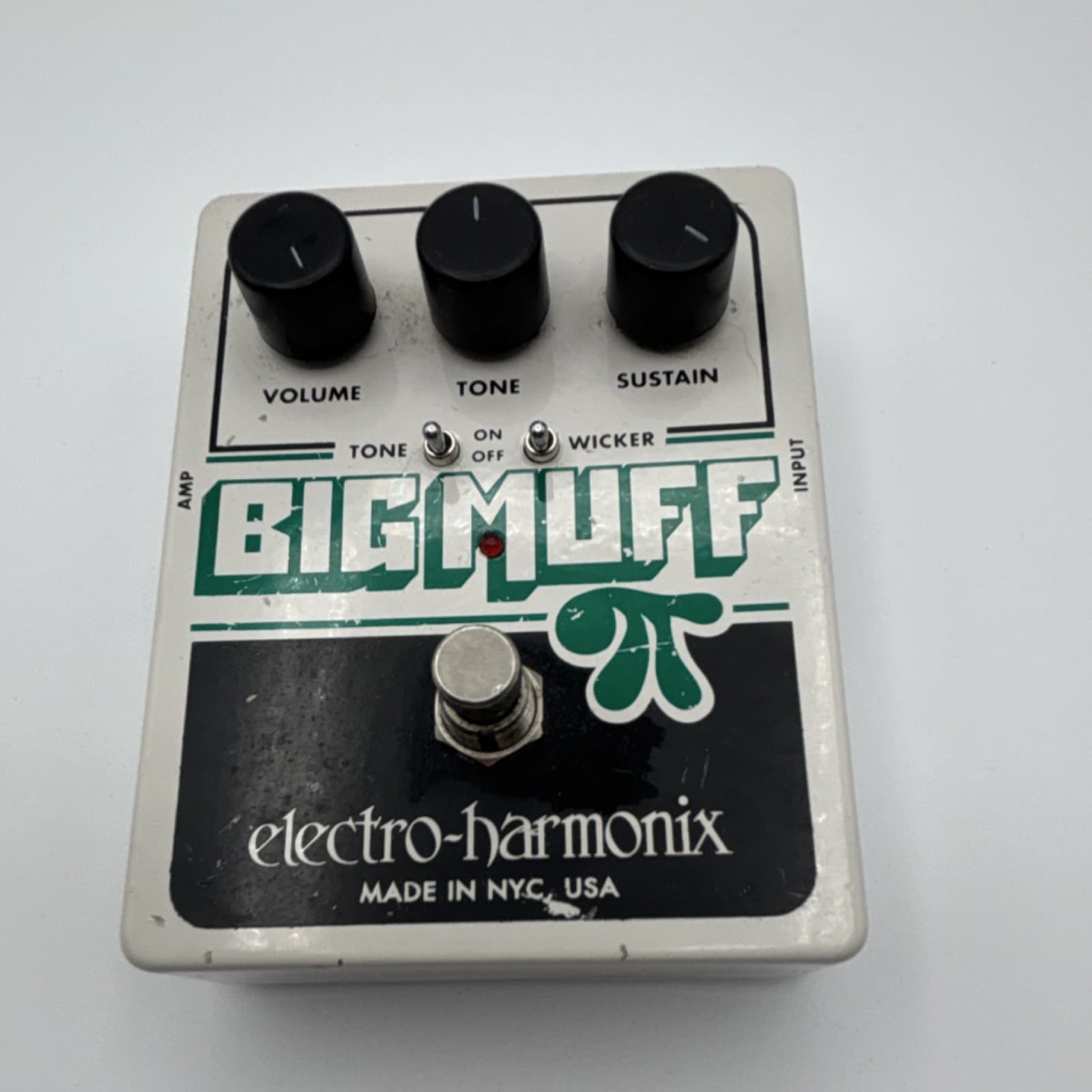 Electro-Harmonix Big Muff Pi Analog Fuzz Pedal for Electric Guitar