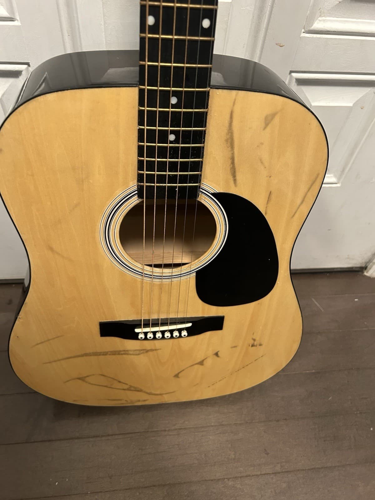 Squier Fender Guitar 0930300149 Classic acoustic Blonde Finish See Marks