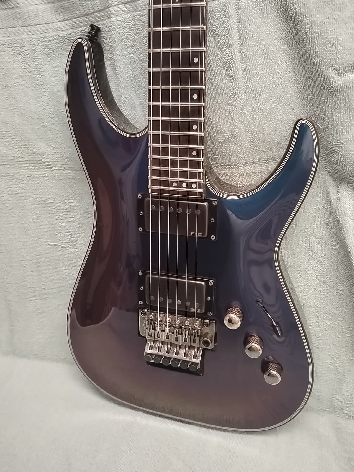 schecter hellraiser hybrid c-1 Ultra Violet