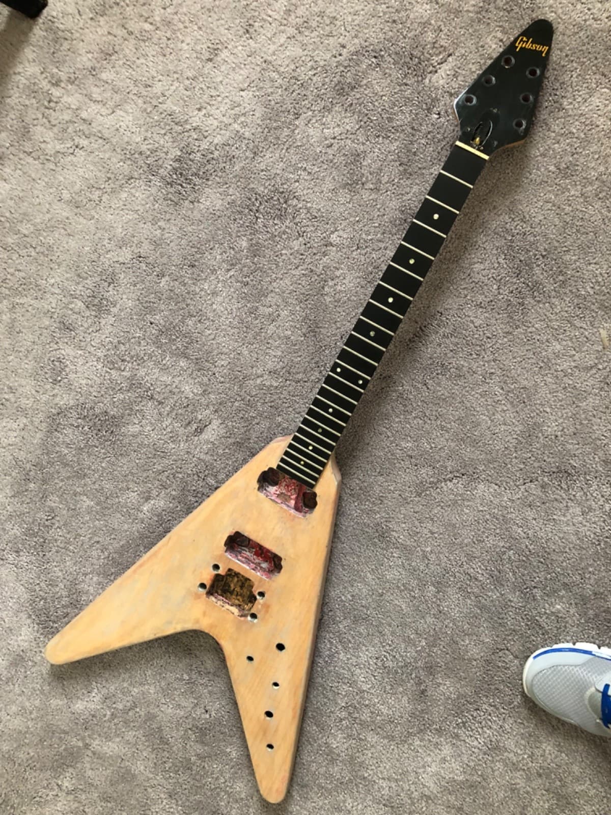 1984 Gibson Guitar Flying V Husk π₯Nice Project