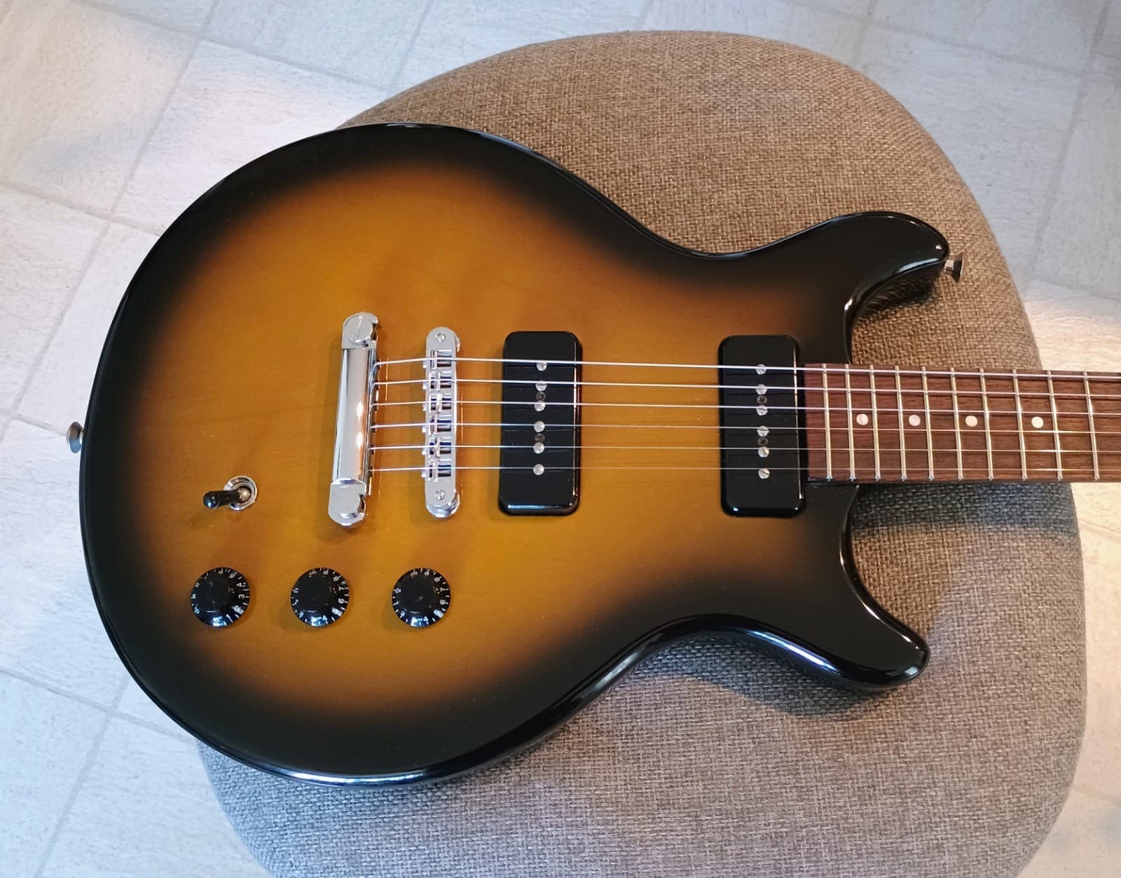 1995 Hamer Special P-90 "Vintage Sunburst" w/OHSC