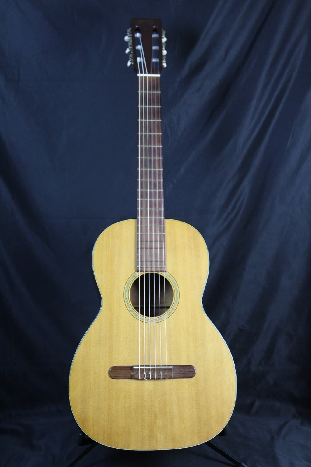 Vintage 1968 Martin 00-18C Nylon String Classical Guitar w/HSC