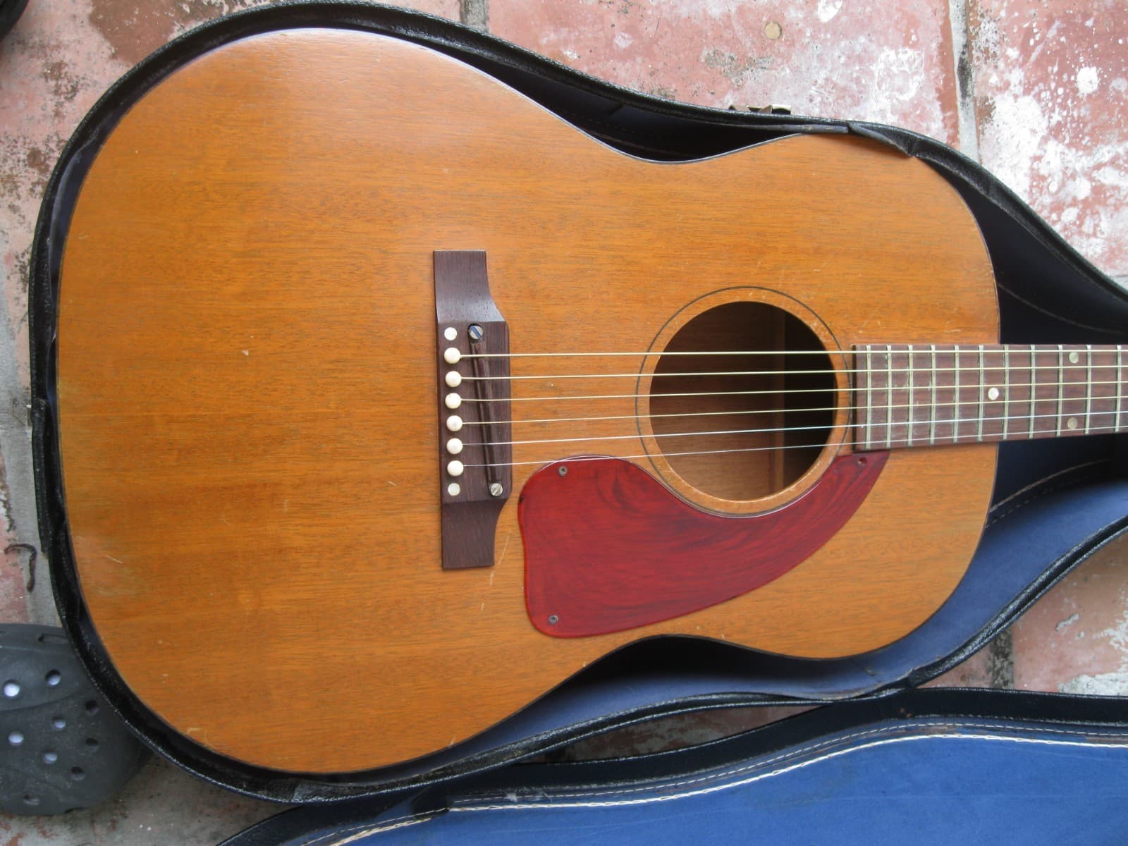 Vintage 1960's Gibson LG-0 Acoustic Guitar