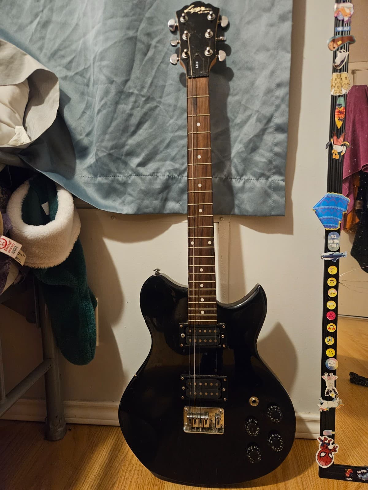 LYON BY WASHBURN ELECTRIC GUITAR (LI15)