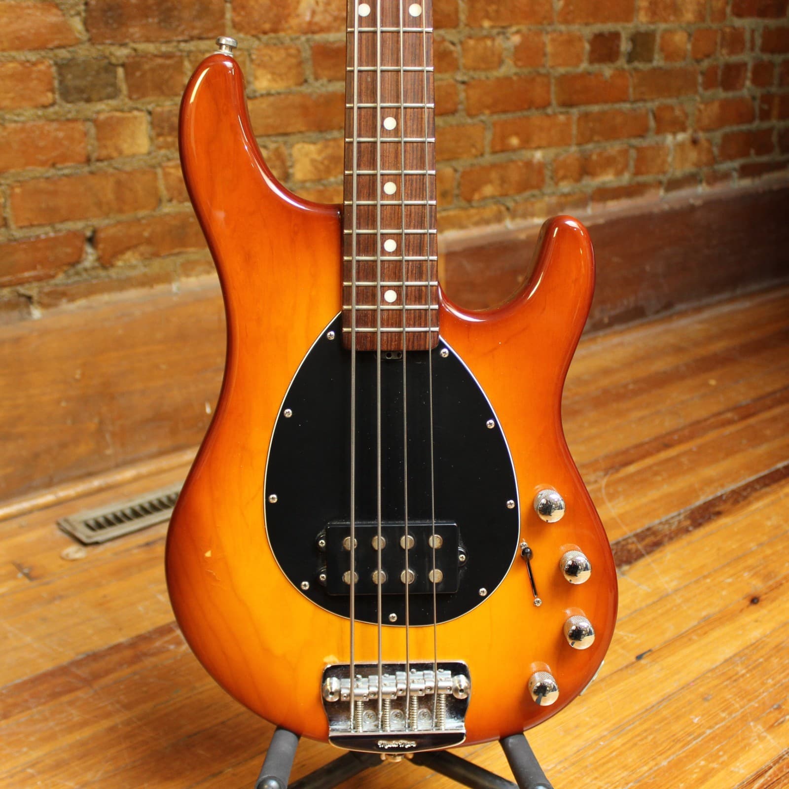 Ernie Ball Music Man Sterling 4 H 1998 Honey Burst