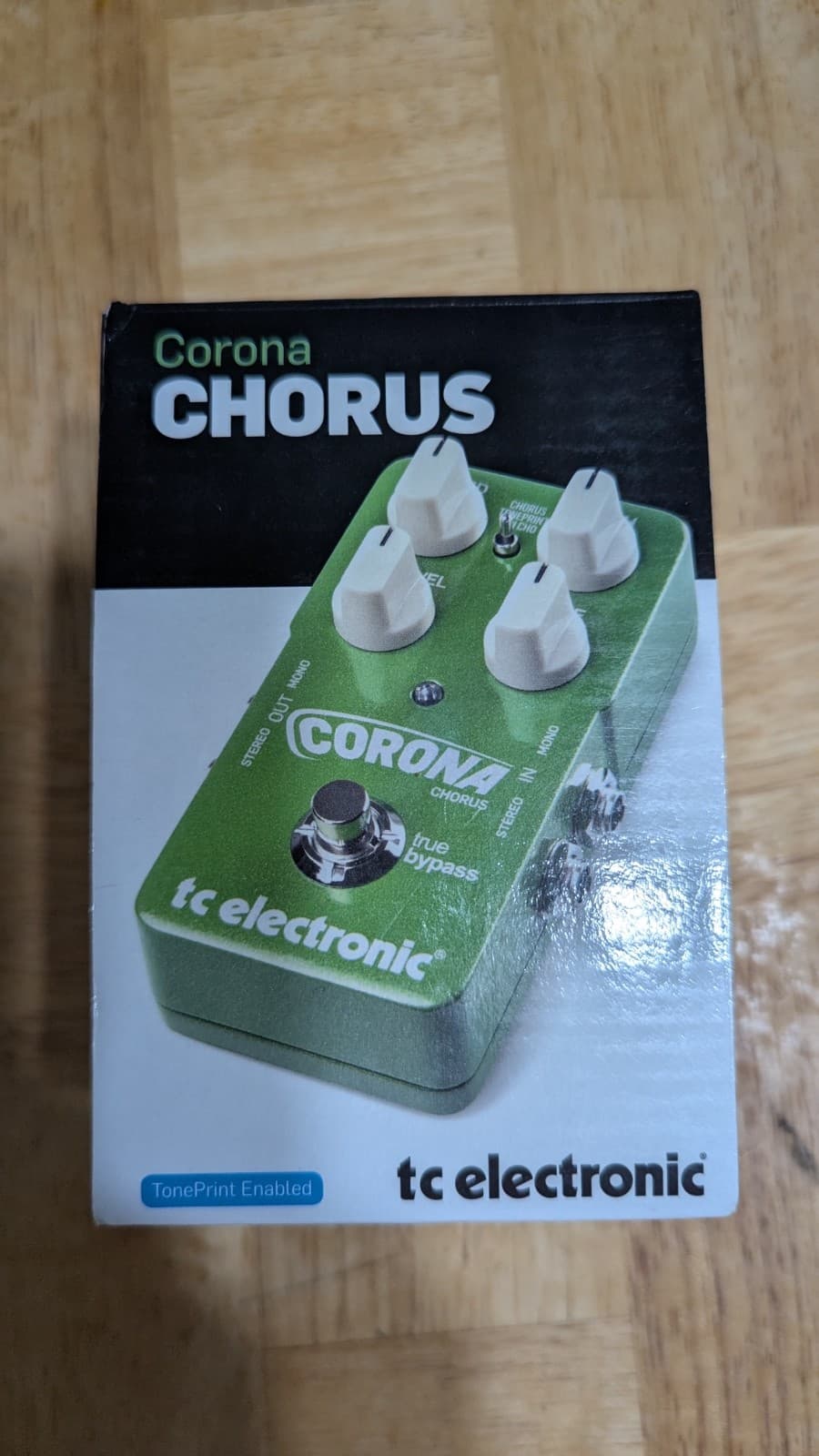TC Electronic Corona Chorus Guitar Effect Pedal Original Box Excellent Condition