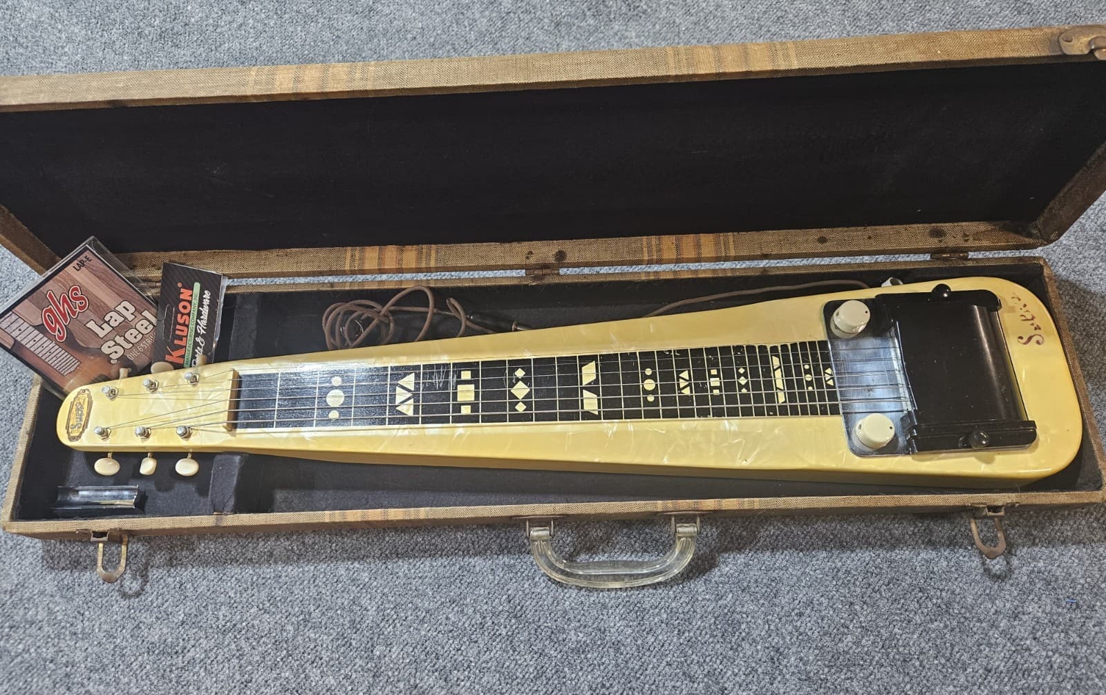 Vintage 1956 Valco Supro Comet 6 String Lap Steel Guitar VGC+