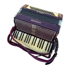 VINTAGE HOHNER TANGO IIB PIANO ACCORDION IN TRUNK - 80 BASSES - READ DESCRIPTION