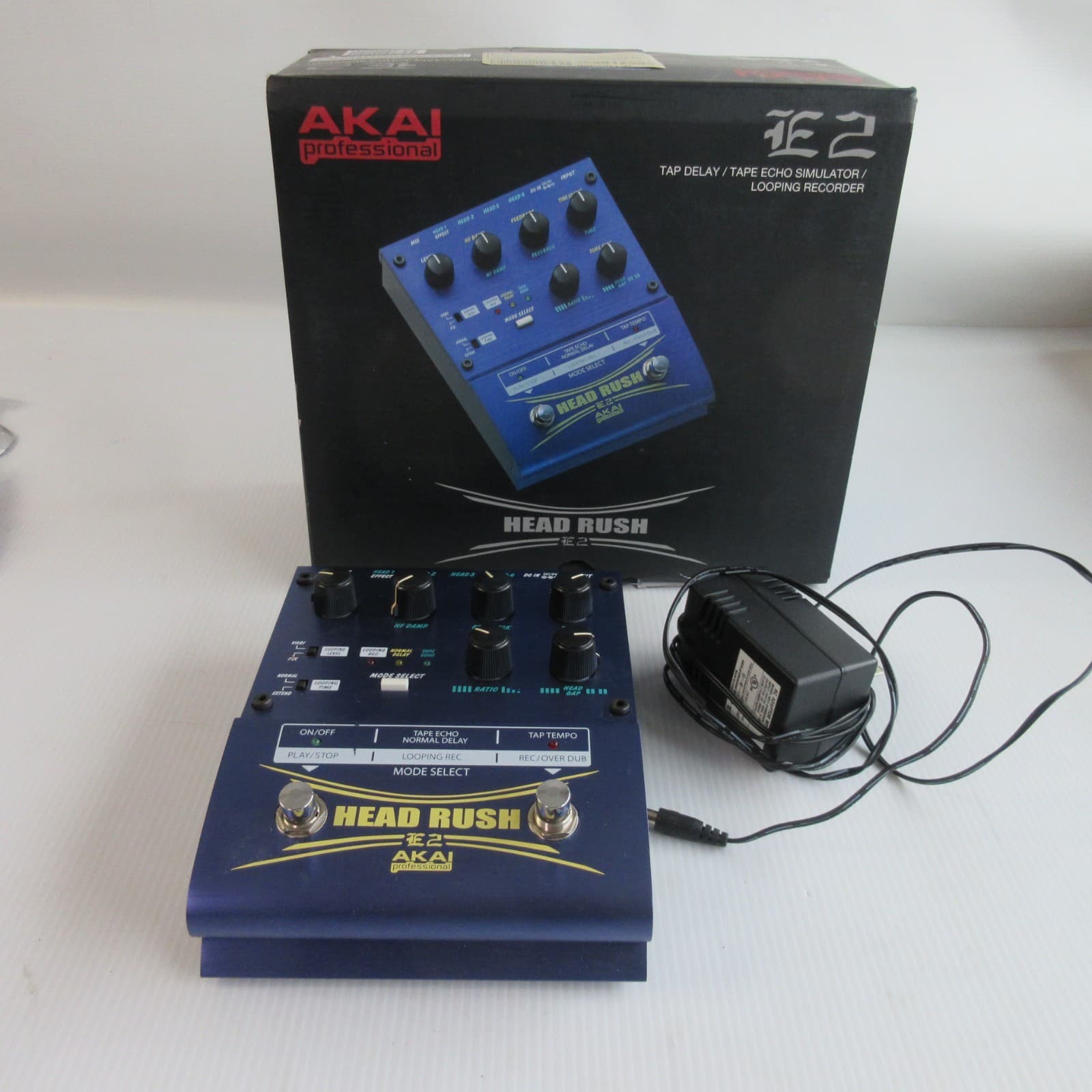 AKAI Professional HEAD RUSH E2 Guitar EFFECTS PEDAL sound LOOPER ECHO DELAY