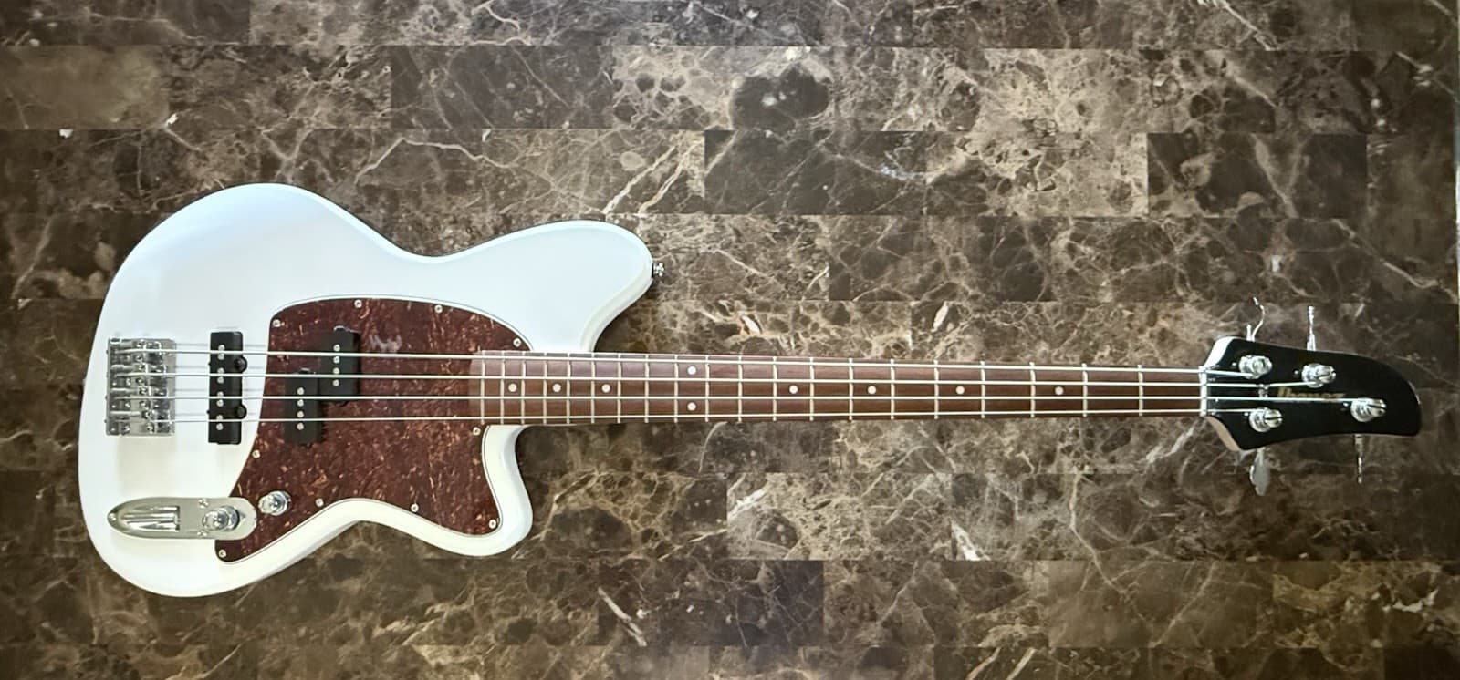 Ibanez TMB100 4-String Electric Bass Guitar White (Barely Used)