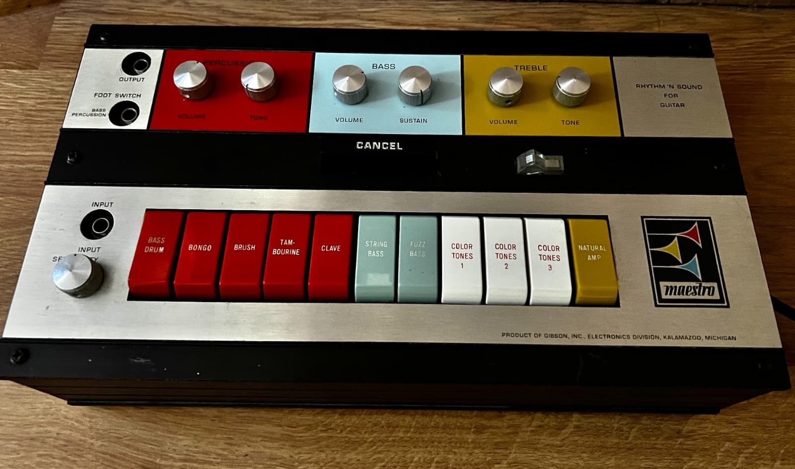 Maestro G-1 Multi-Effects Pedal Rhythm Fuzz Electric Guitar Gibson Inc. Vintage