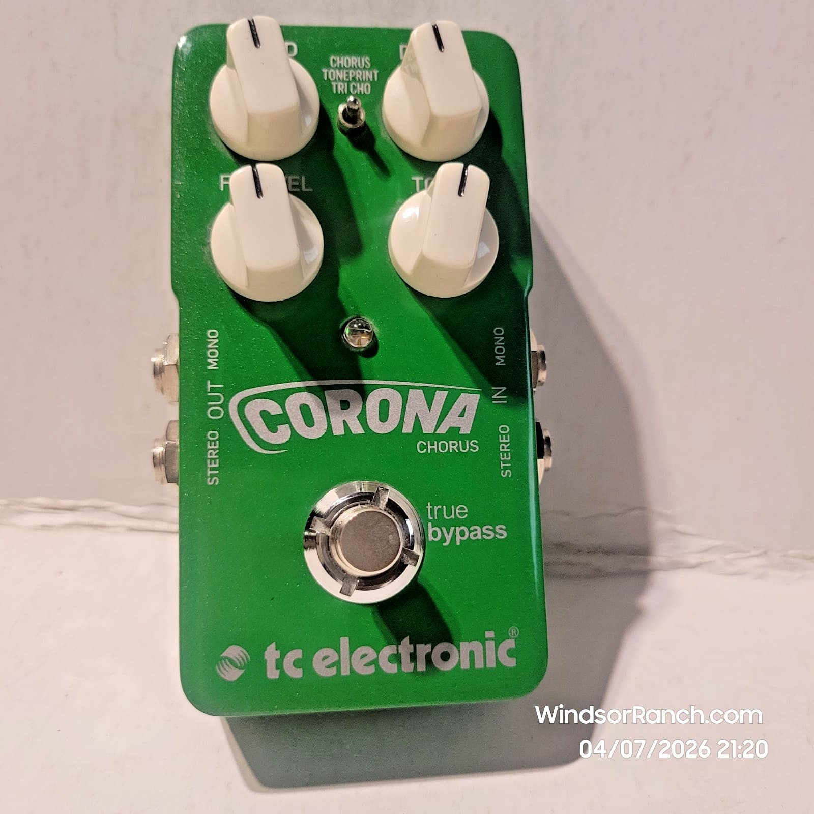 TC Electronic Corona Chorus Guitar Effects Pedal P-30038