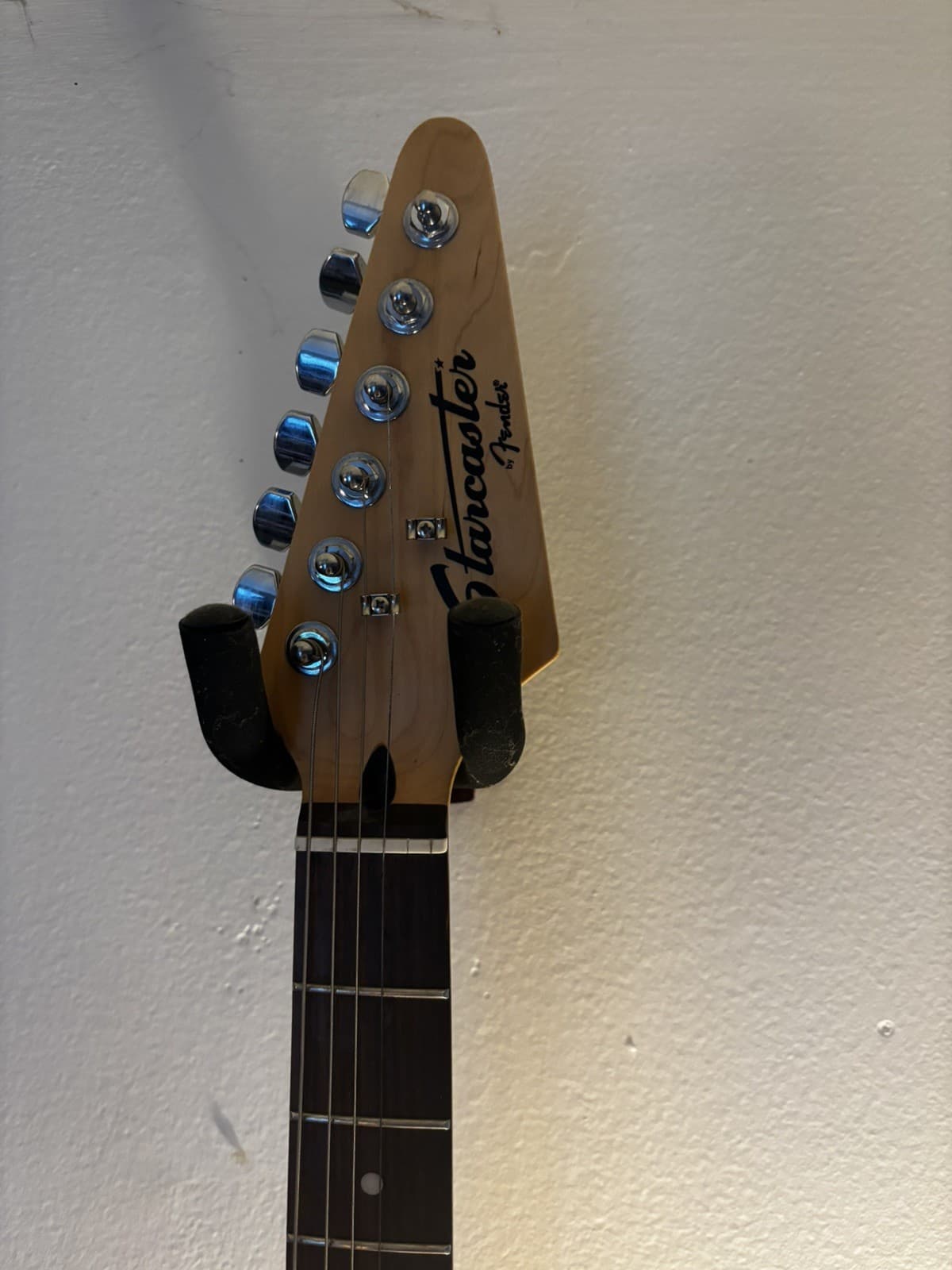 Fender Starcaster Black Electric Guitar S/N IC0407068935 Indonesia WORKS EUC