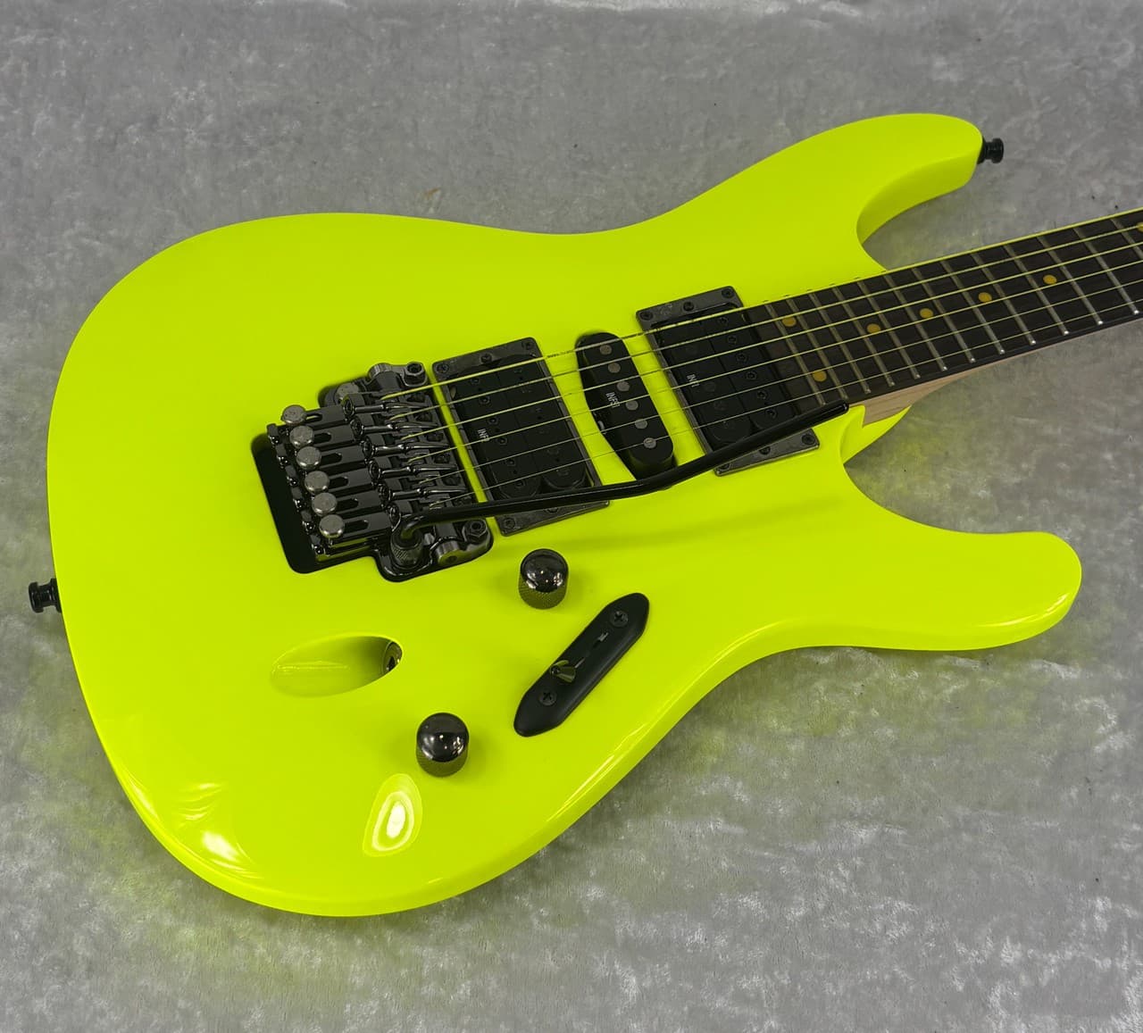 2012 Ibanez S Series 25th Anniversary S1XXV Saber Guitar in FYE Fluorescent Yell