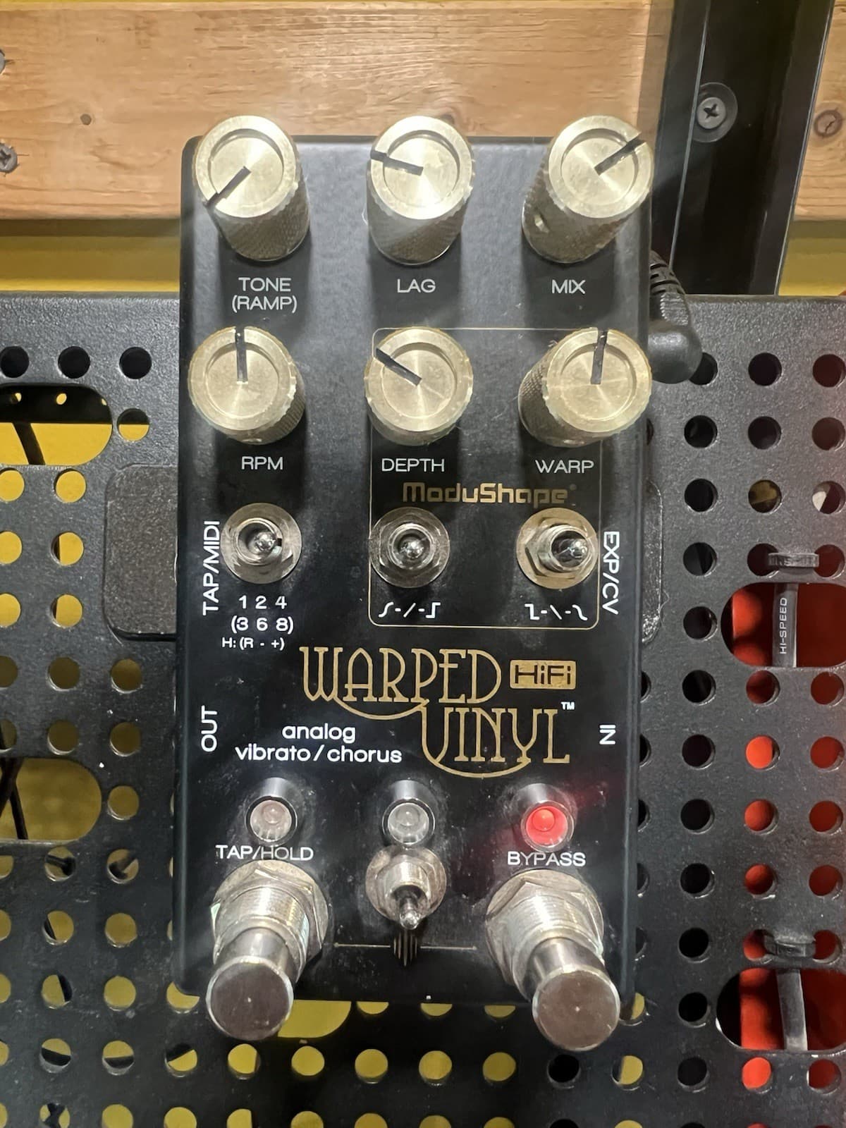 Chase Bliss Audio Warped Vinyl Hif Viblart Chorus Guitar Effects Pedal Bass Gear