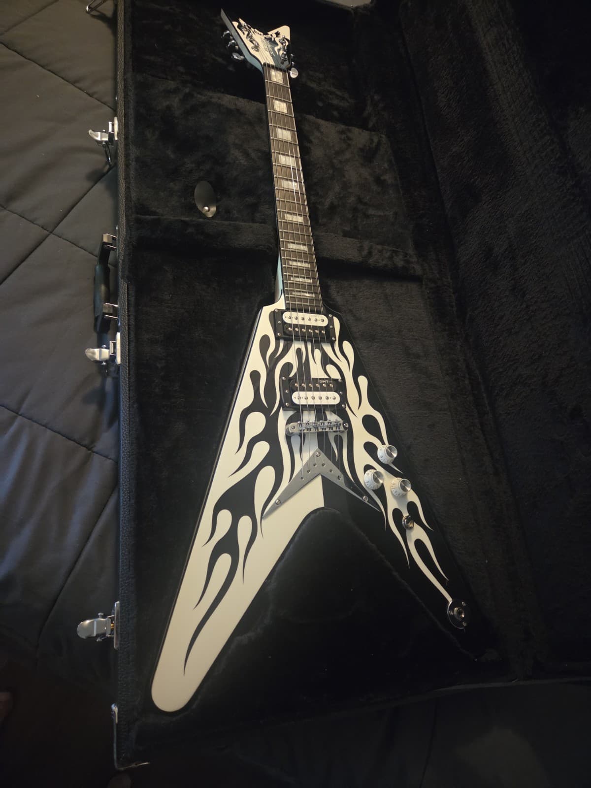 Dean V Michael Schenker Flames With Hardshell Case Korea
