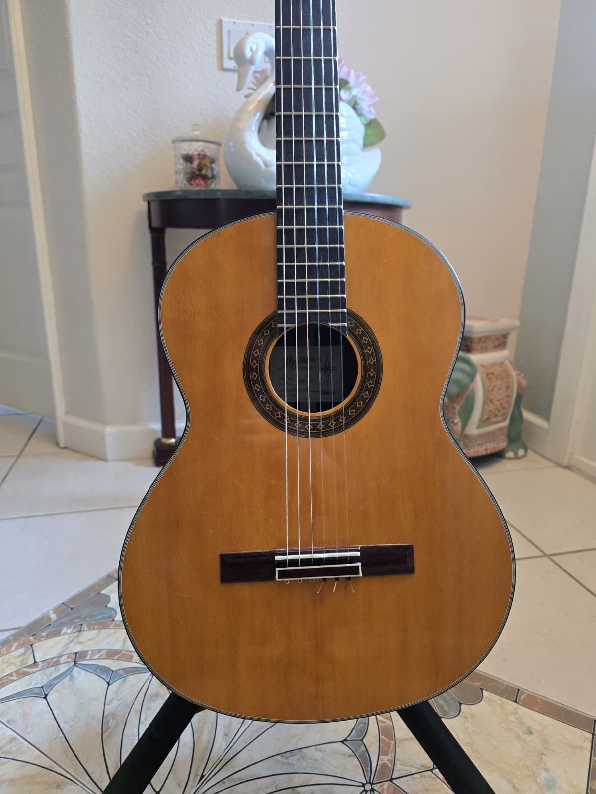 Montana Guitars M26 MADE IN KOREA Acoustic Guitar with Soft Case