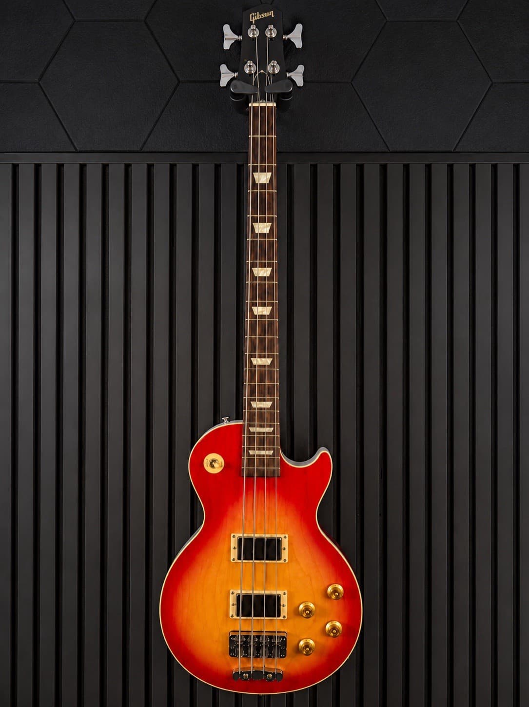 Gibson Les Paul Standard Bass. Perfect Condition