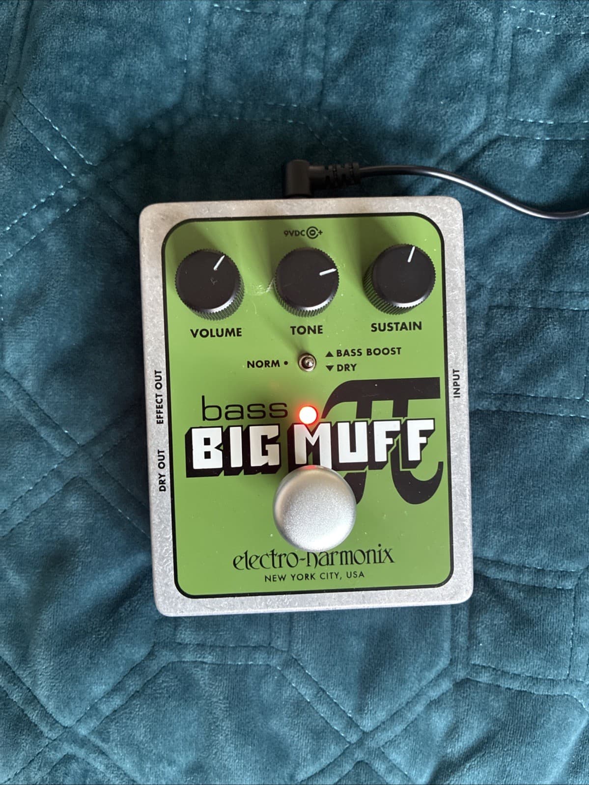 Electro-Harmonix Bass Big Muff Pi Distortion Guitar Effect Pedal