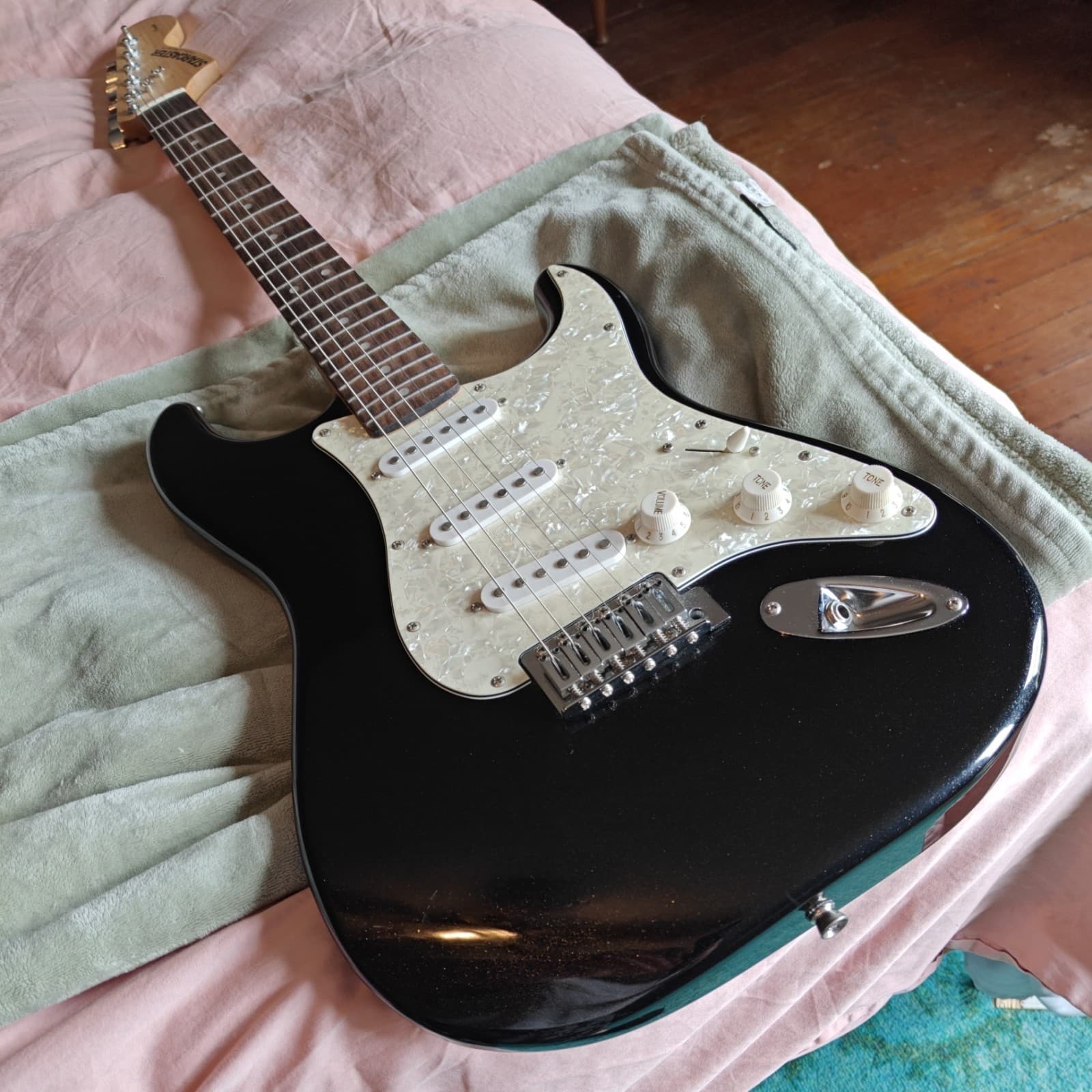 Fender Starcaster Electric Guitar with soft case