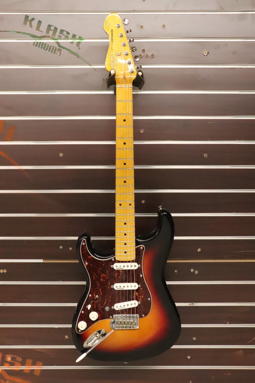 Vintage Guitars V6 Reissue Electric Guitar Lefty Tobacco Burst