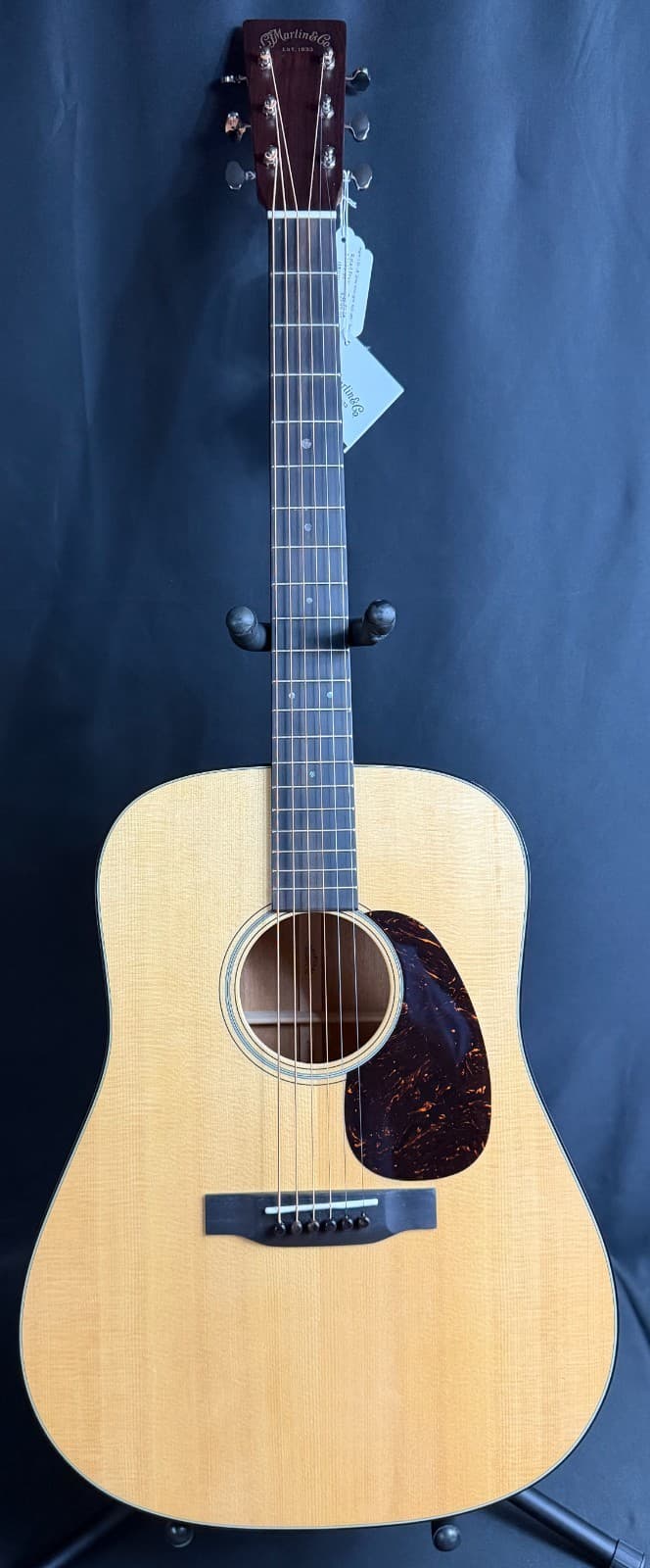 Martin D-18 (2026) Dreadnought Acoustic Guitar Gloss Natural Finish w/ Case 549