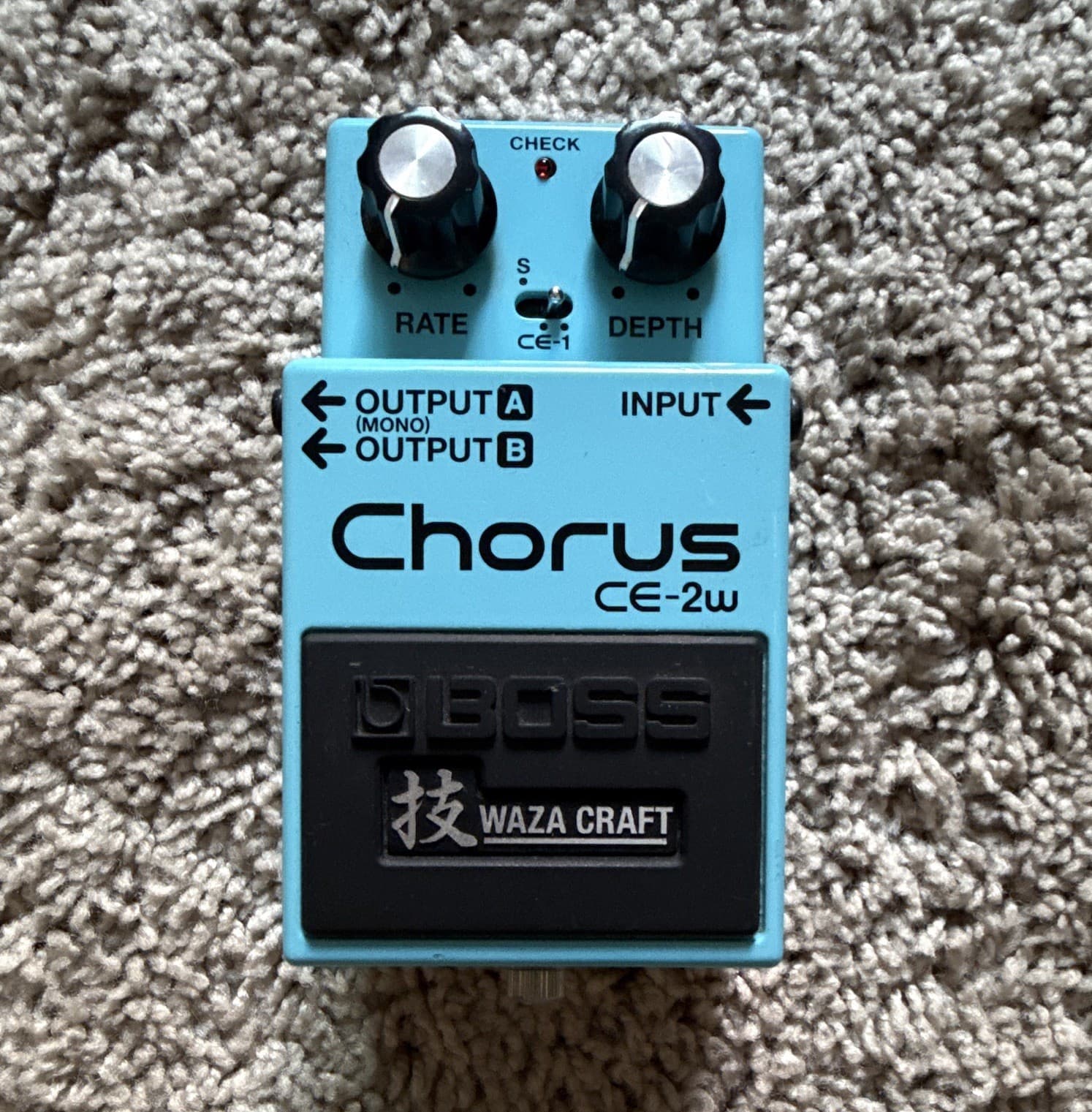BOSS CE-2W Waza Craft Analog Chorus Effects Pedal for Electric Guitar Japan
