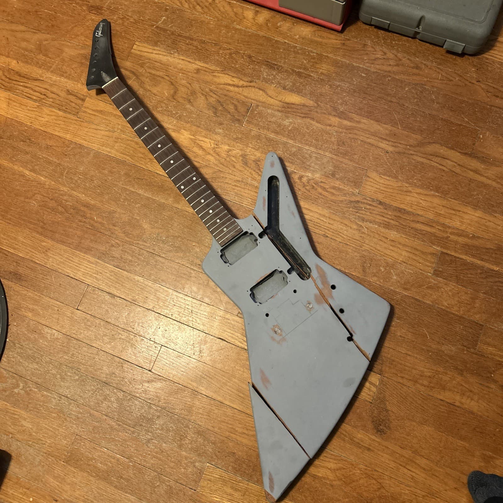 Gibson Explorer Project Guitar