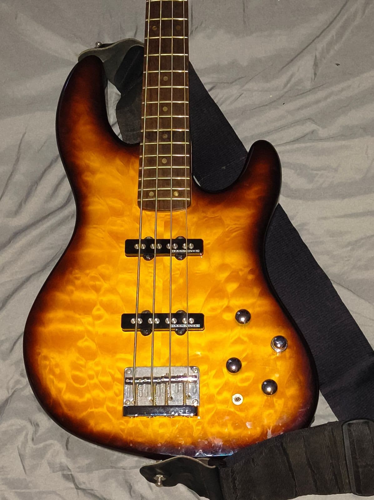 Fender Jazz Bass Deluxe 24