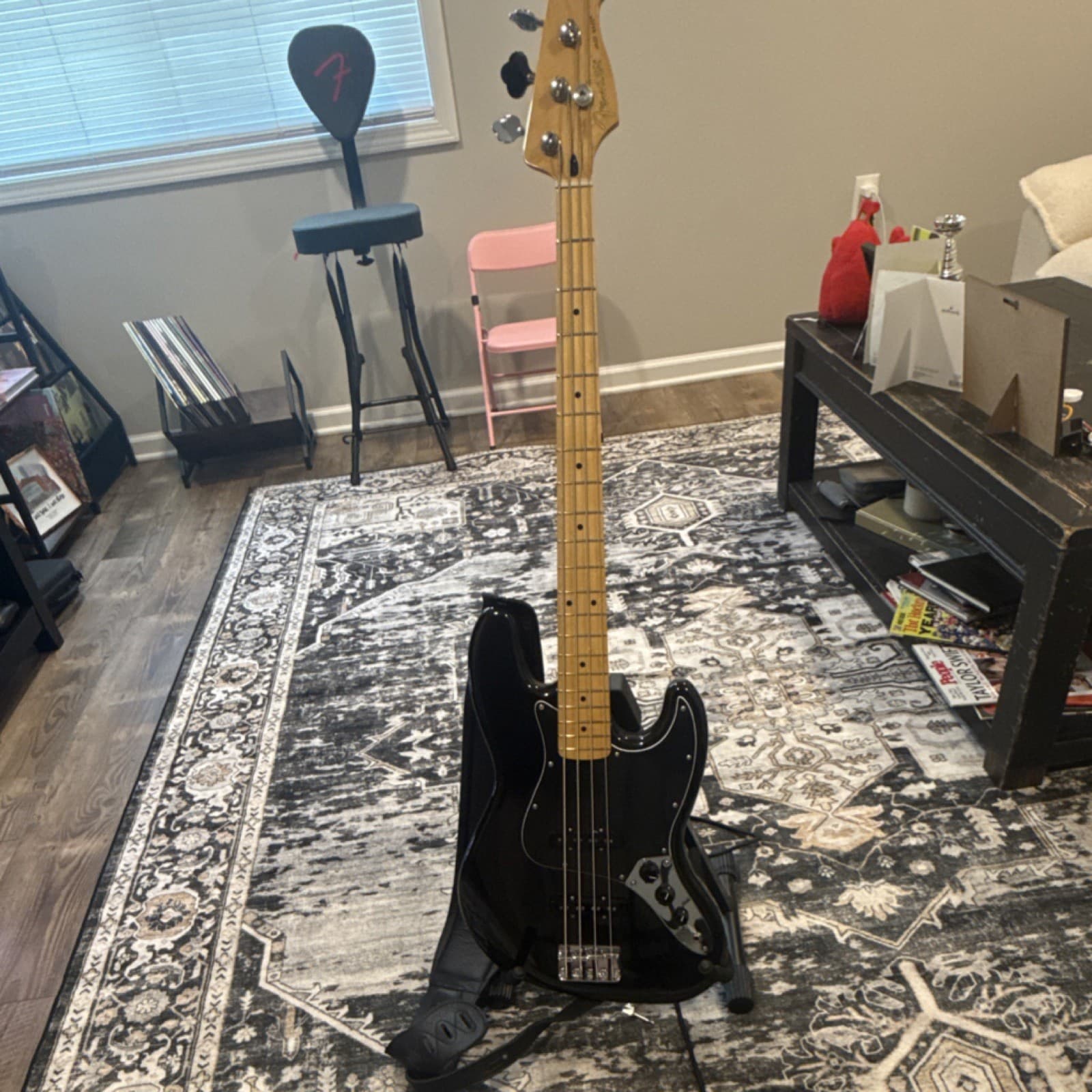 Fender Jazz Bass Electric 4-String Black Guitar w/Amp & Effects Processor
