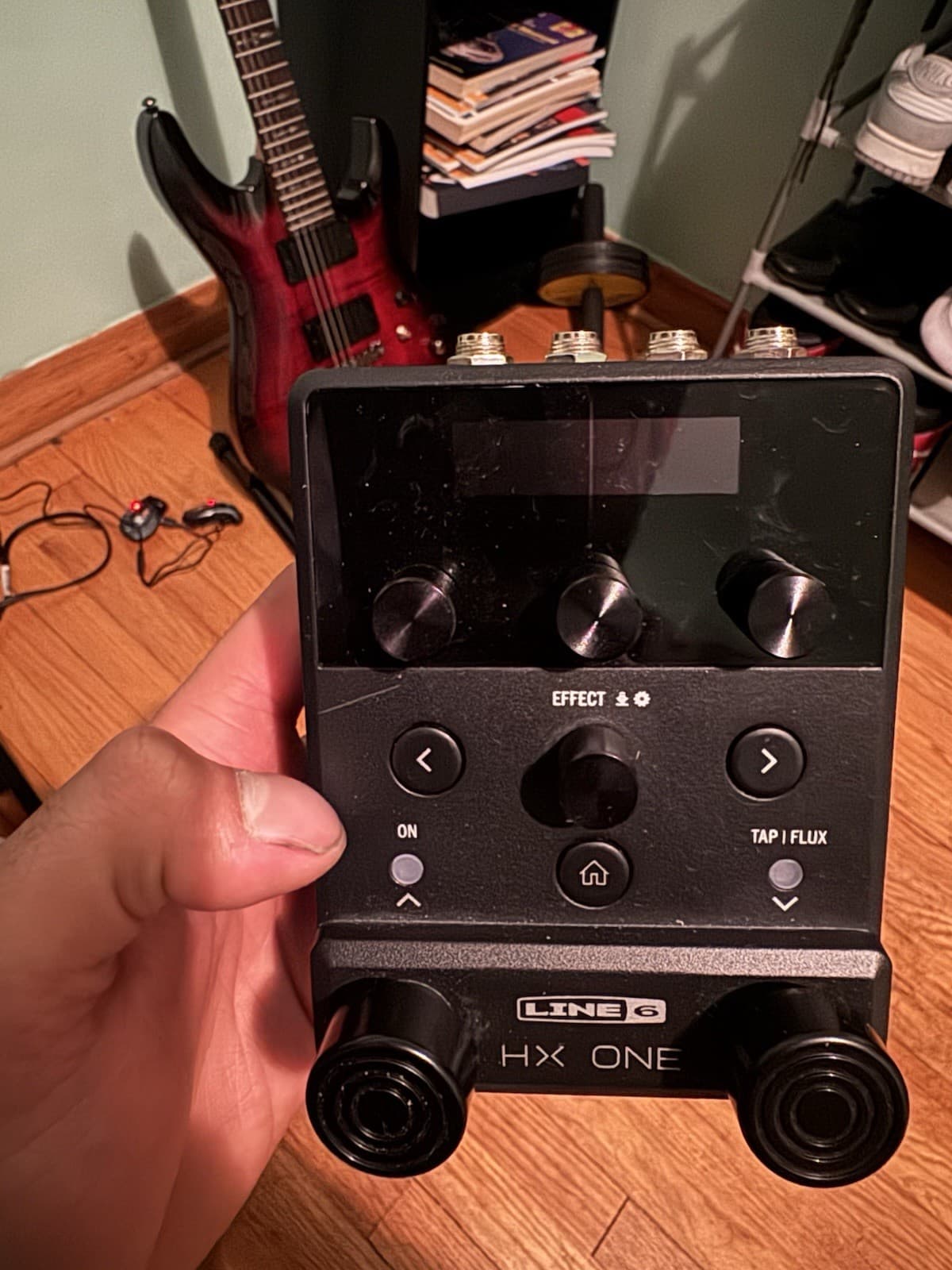 Line 6 HX One Stereo Guitar & Bass Multi-Effects Processor Pedal ♫