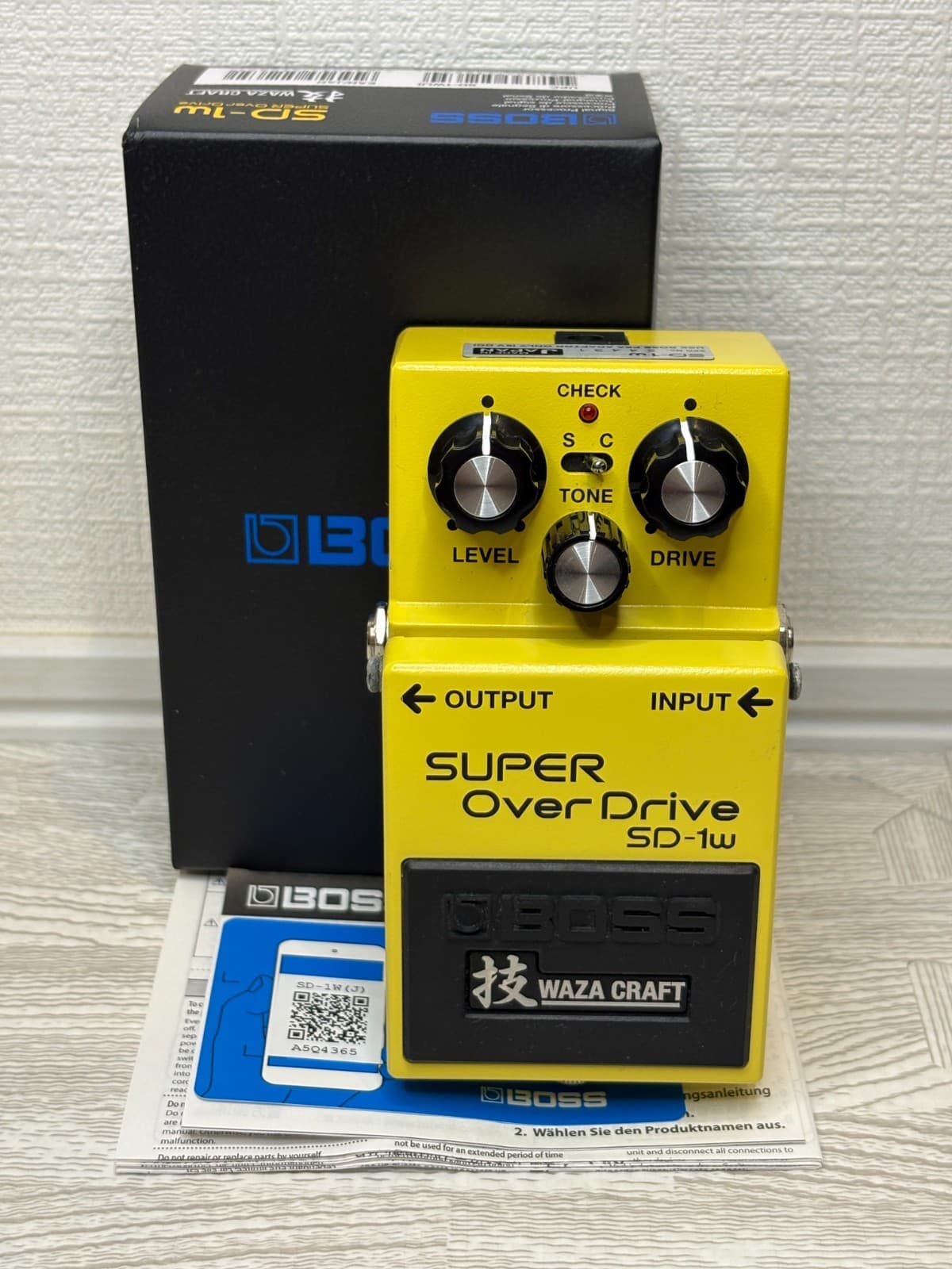 BOSS SD-1W Super OverDrive Waza Craft Guitar Effects Pedal Japan