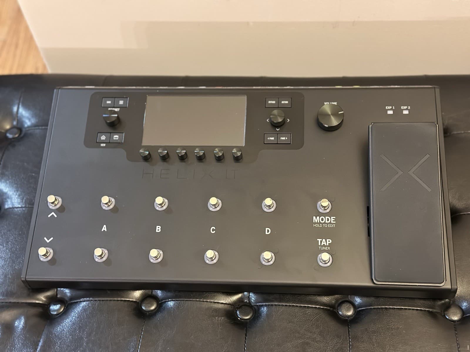 Line 6 Helix LT Guitar Multi-Effects Processor
