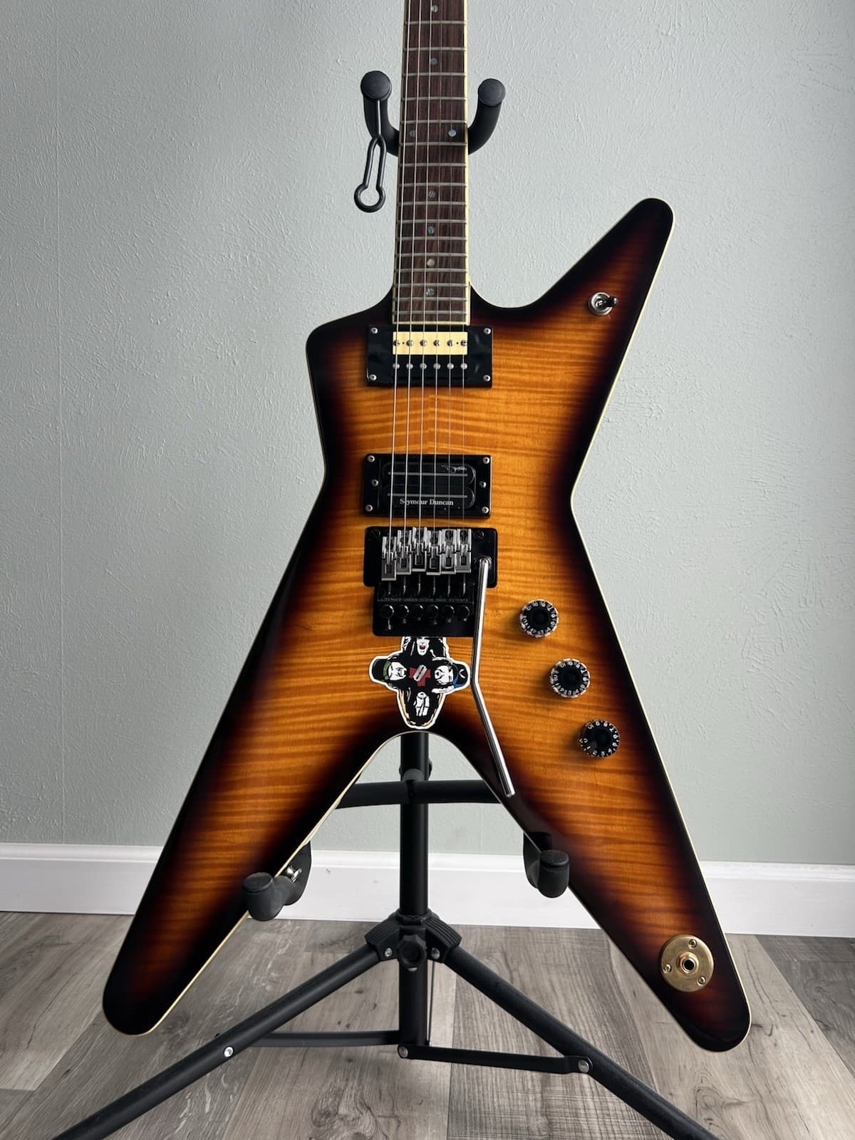 Dimebag Far Beyond Driven Dean ML Tribute