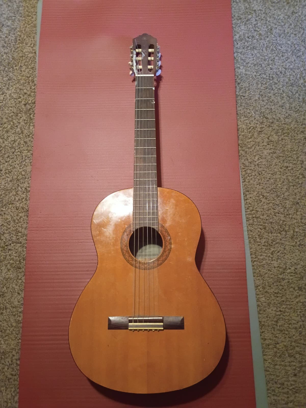 Yamaha C40 Classical Acoustic Guitar