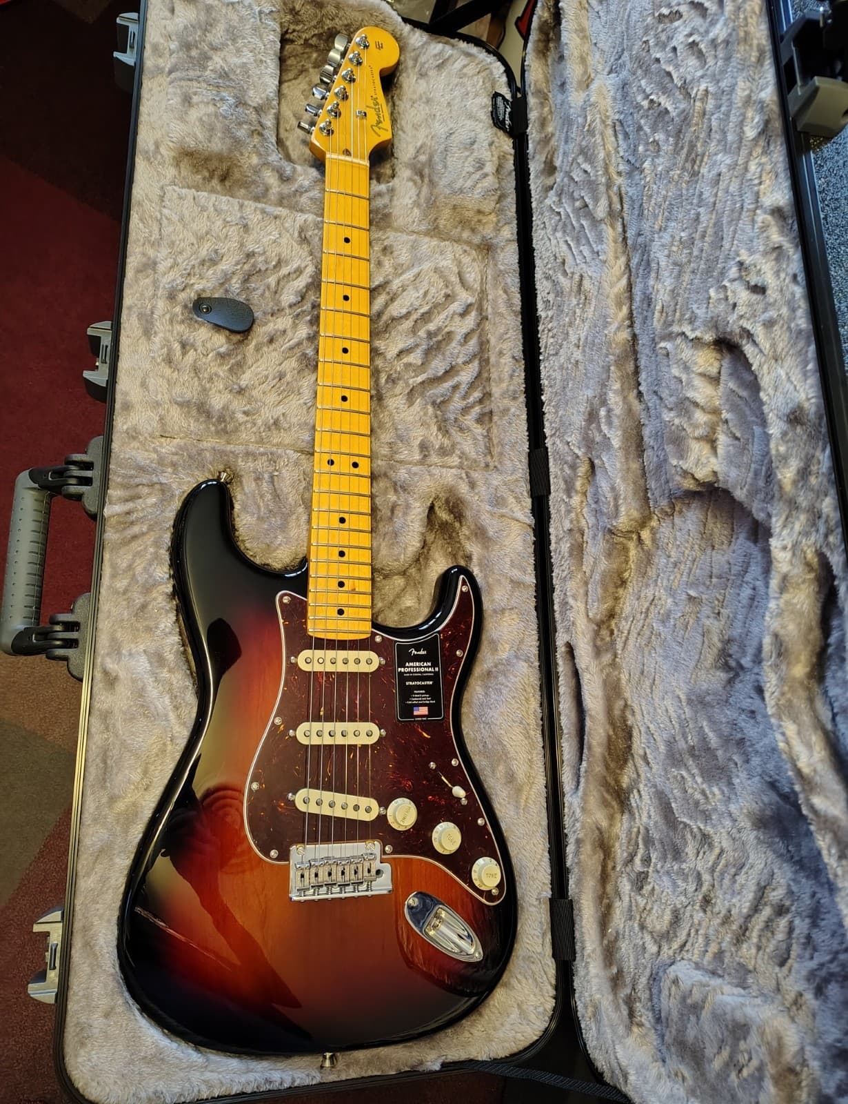 Fender American Professional II Stratocaster 6-String Electric Guitar - Sunburst