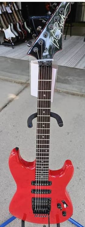 B.C. Rich ST III 1986 Red