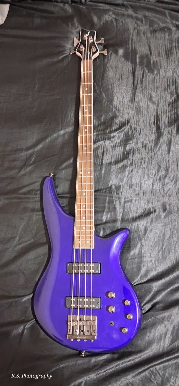 Jackson JS3 SPECTRA Indigo Bass Guitar 24 Fret
