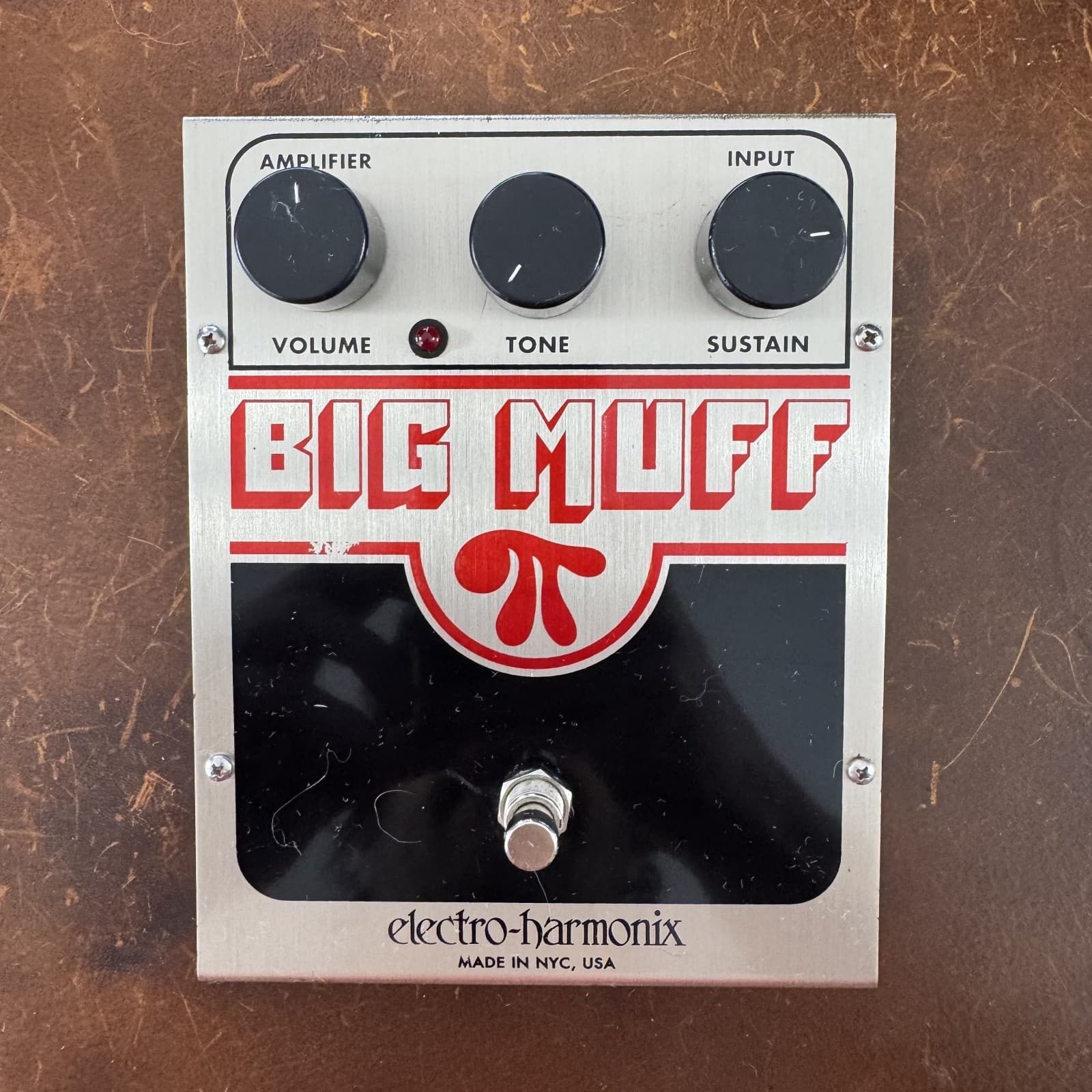 Electro-Harmonix Big Muff Analog Fuzz Effects Pedal for Electric Guitar