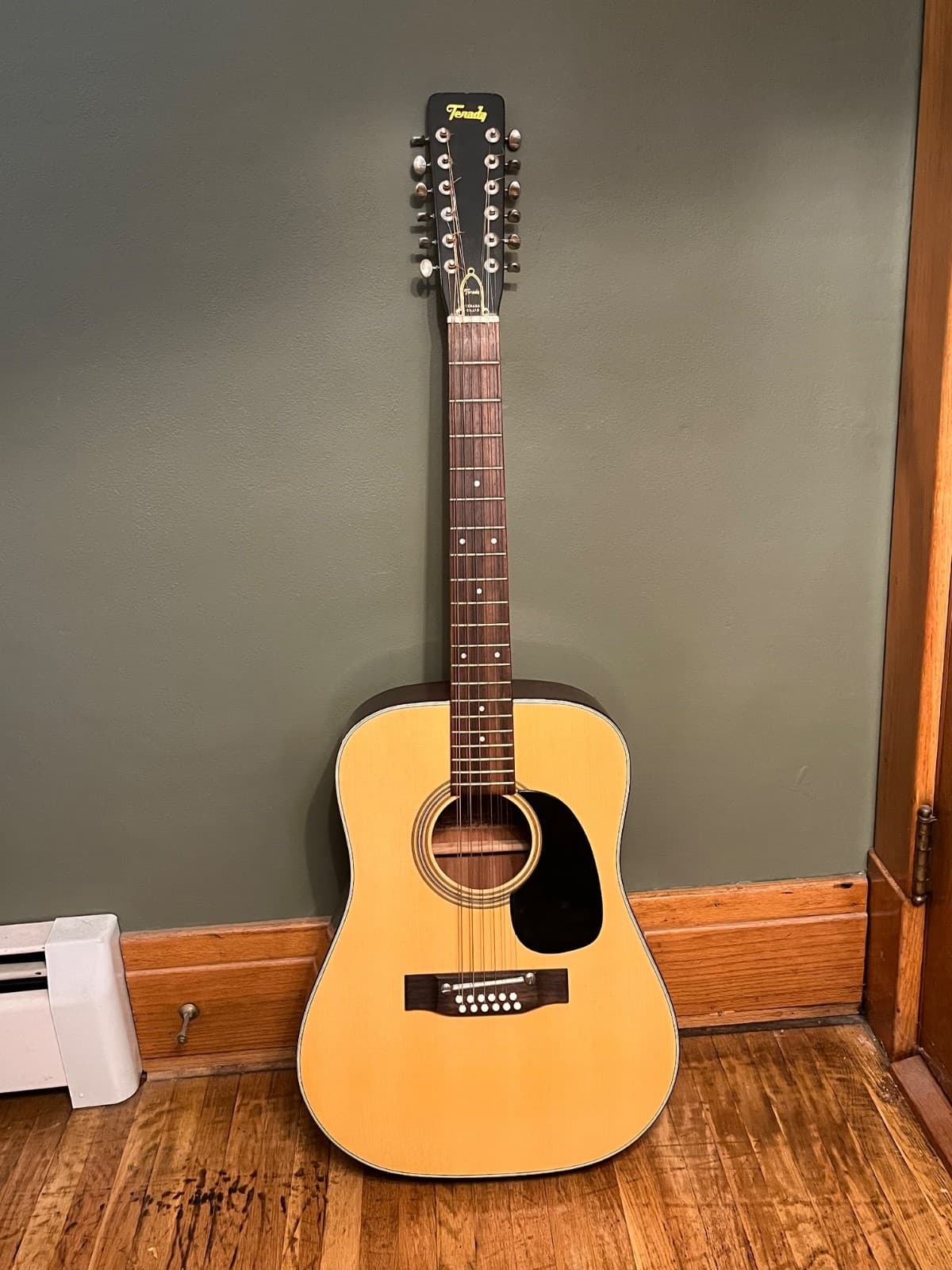 Early 1970s Terada 712 12 string guitar acoustic with case